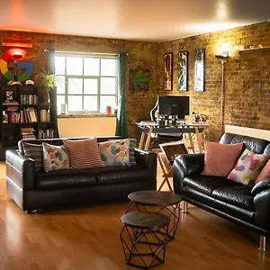 Loft Style Near O2, Abba Voyage, Excel Apartment London